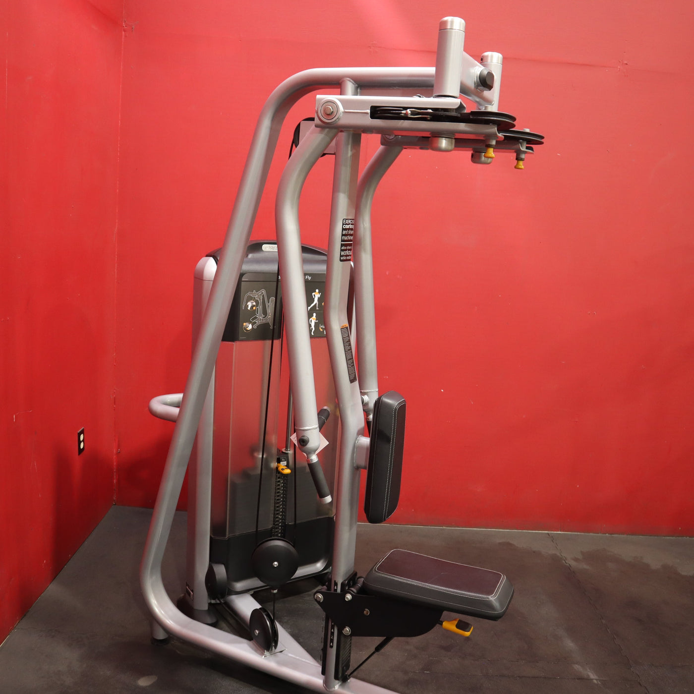 Precor Discovery Series Rear Delt/Pec Fly (Remanufactured)