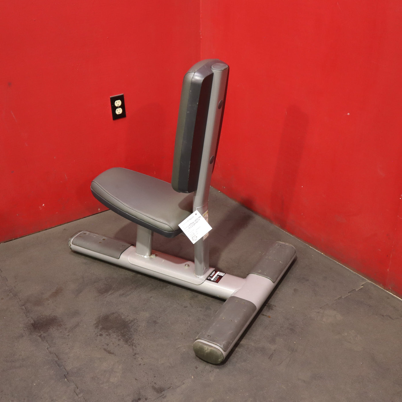 Life Fitness Utility Bench (Remanufactured)