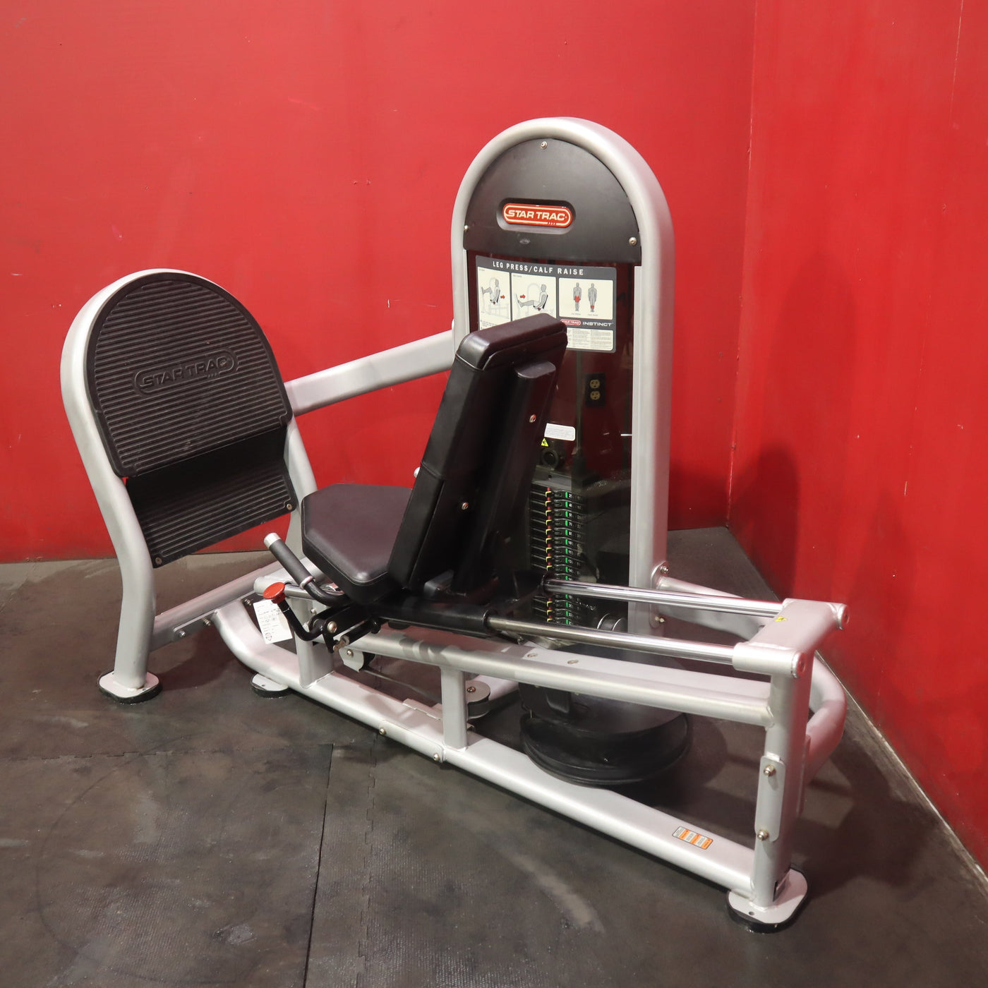 Star Trac Instinct Leg Press/Calf Raise (Remanufactured)